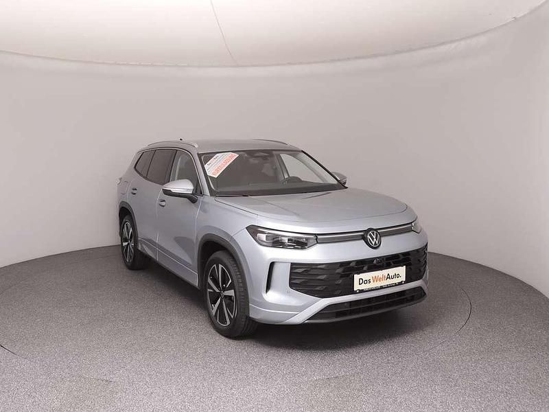 Gebraucht VW Tayron 150 PS (110 kW) 2025 Silber SUV