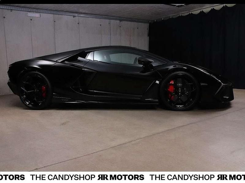 Neu Lamborghini Revuelto 1016 PS (747 kW) 2025 Schwarz Coupé