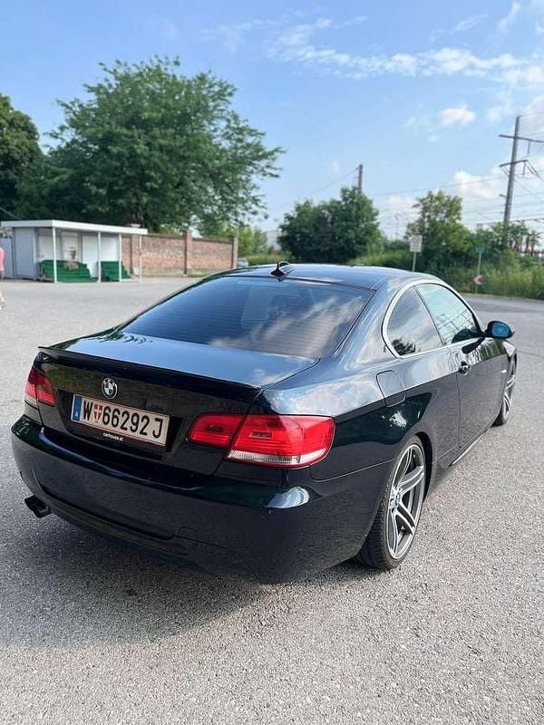 Gebraucht BMW 330 231 PS (169 kW) 2006 Coupé