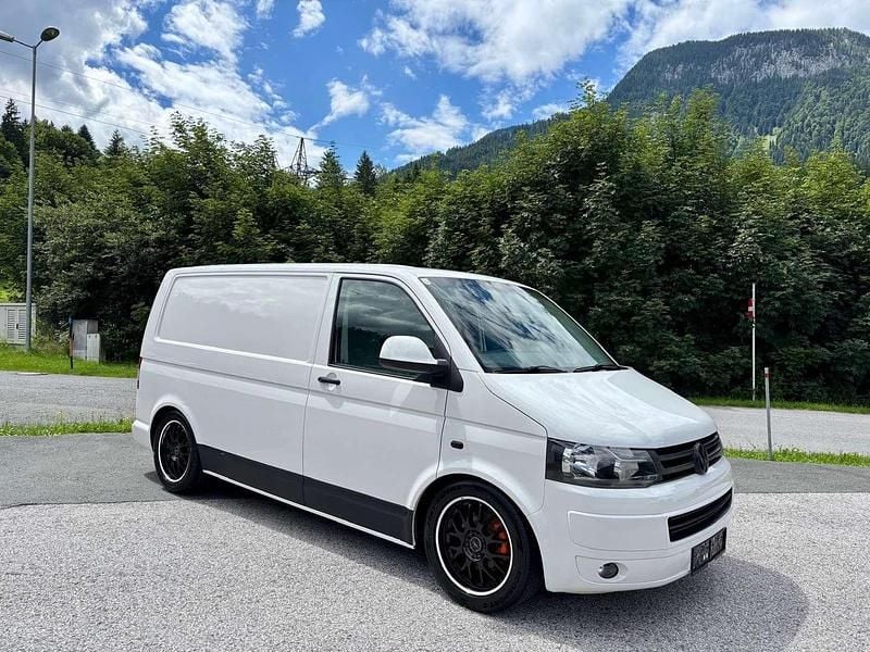 Weiß Gebraucht 2009 VW T5 Van | € 10.000 - Bild 1/4