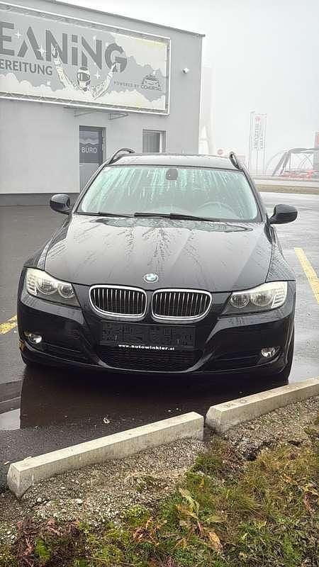 Gebraucht BMW 320 177 PS (130 kW) 2009 Schwarz Kombi