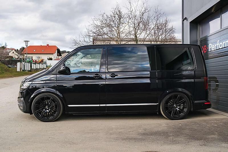 Gebraucht VW Multivan 204 PS (150 kW) 2021 Schwarz Van