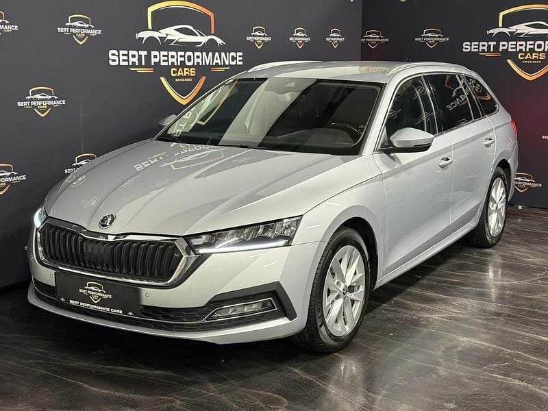 Grau Gebraucht 2021 Skoda Octavia Style Kombi | € 20.999 (Guter Preis) - Bild 1/4