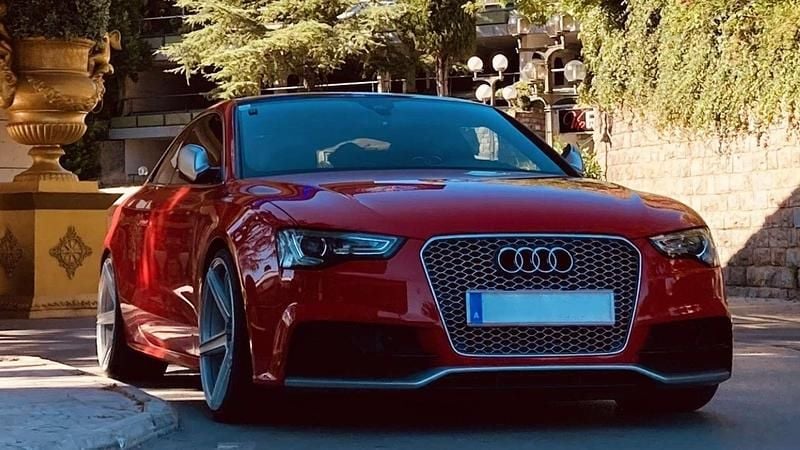 Rot Gebraucht 2012 Audi A5 Design Coupé | € 20.999 (Guter Preis) - Bild 1/4