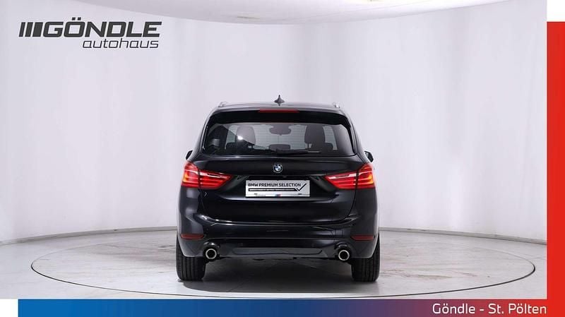 Gebraucht BMW 218 150 PS (110 kW) 2022 Schwarz Kombi