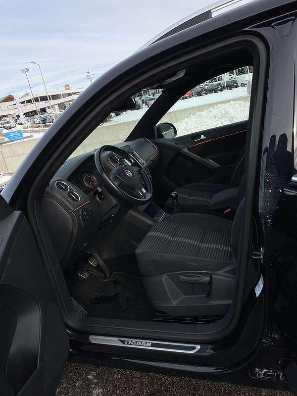 Gebraucht VW Tiguan Sportline 140 PS (102 kW) 2009 SUV