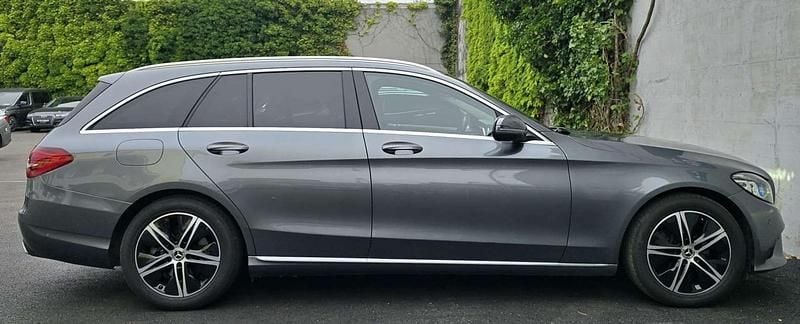 Gebraucht Mercedes C200 160 PS (117 kW) 2019 Grau Kombi