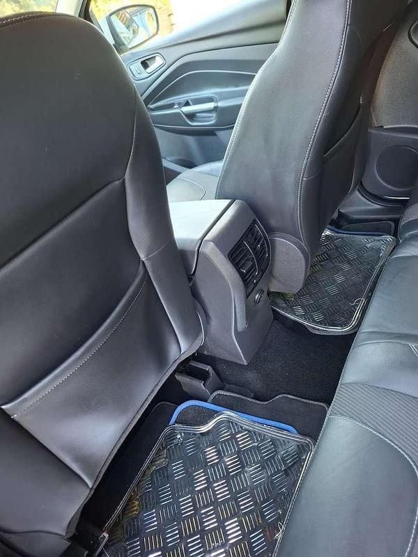 Gebraucht Ford Kuga Titanium S 140 PS (102 kW) 2016 Weiß SUV