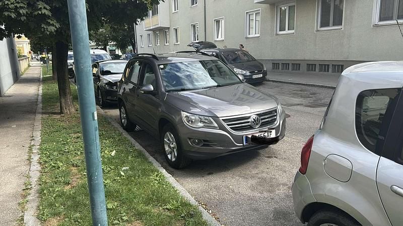 Gebraucht VW Tiguan Trendline 140 PS (102 kW) 2008 SUV