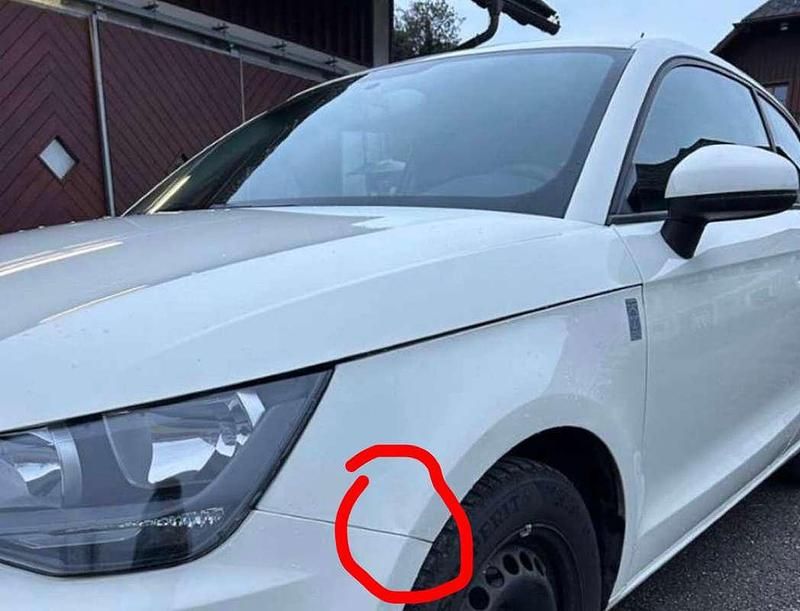 Gebraucht Audi A1 Attraction 86 PS (63 kW) 2011 Weiß Kleinwagen