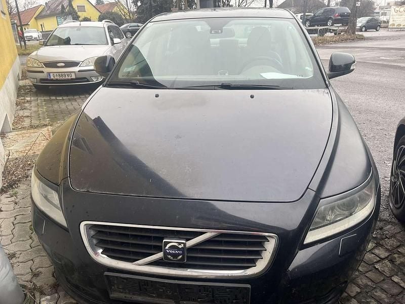 Gebraucht Volvo S40 109 PS (80 kW) 2010 Schwarz Limousine