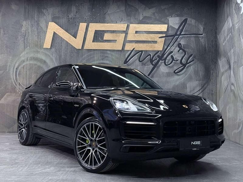 Gebraucht Porsche Cayenne Coupe Sport 462 PS (339 kW) 2022 Schwarz Coupé
