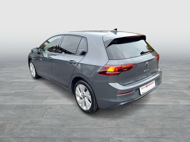 Gebraucht VW Golf VIII 116 PS (85 kW) 2025 Grau Limousine