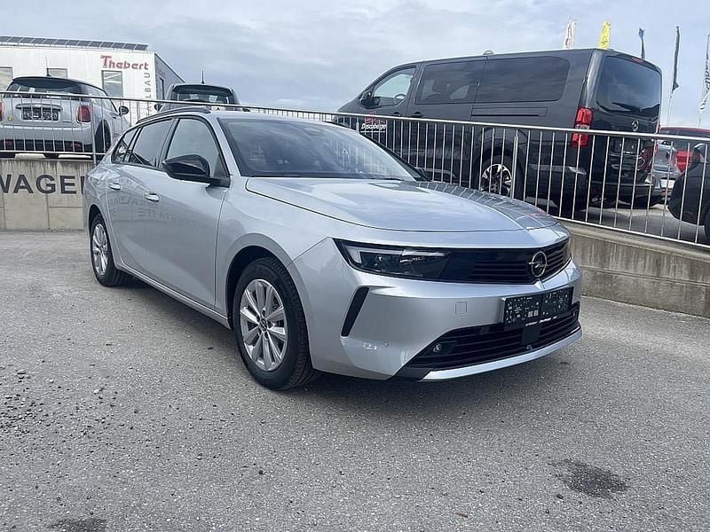 Gebraucht Opel Astra 110 PS (80 kW) 2024 Silber Kombi