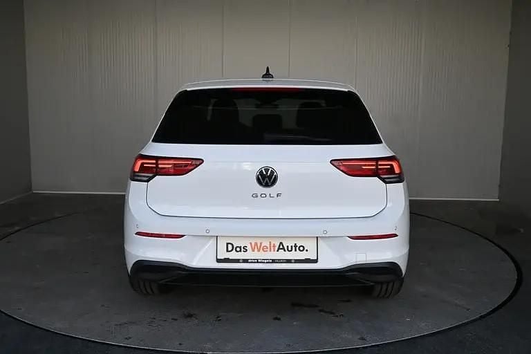 Gebraucht VW Golf VIII 90 PS (66 kW) 2020 Weiss  normal Limousine