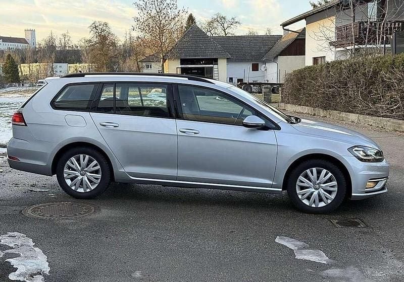 Gebraucht VW Golf VII Comfortline 116 PS (85 kW) 2018 Kombi