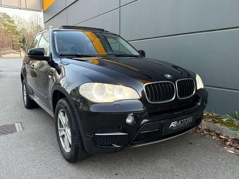 Gebraucht BMW X5 Sport Line 245 PS (180 kW) 2013 Schwarz SUV