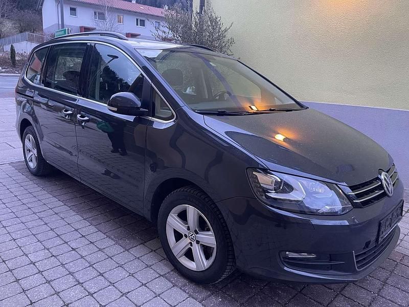 Gebraucht VW Sharan Comfortline 150 PS (110 kW) 2017 Van / Kleinbus