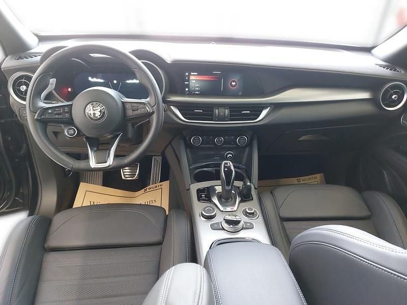Schwarz Gebraucht 2024 Alfa Romeo Stelvio Veloce SUV | € 54.990 - Bild 1/4