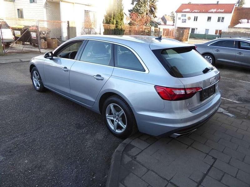 Gebraucht Audi A4 136 PS (100 kW) 2020 Silber Kombi