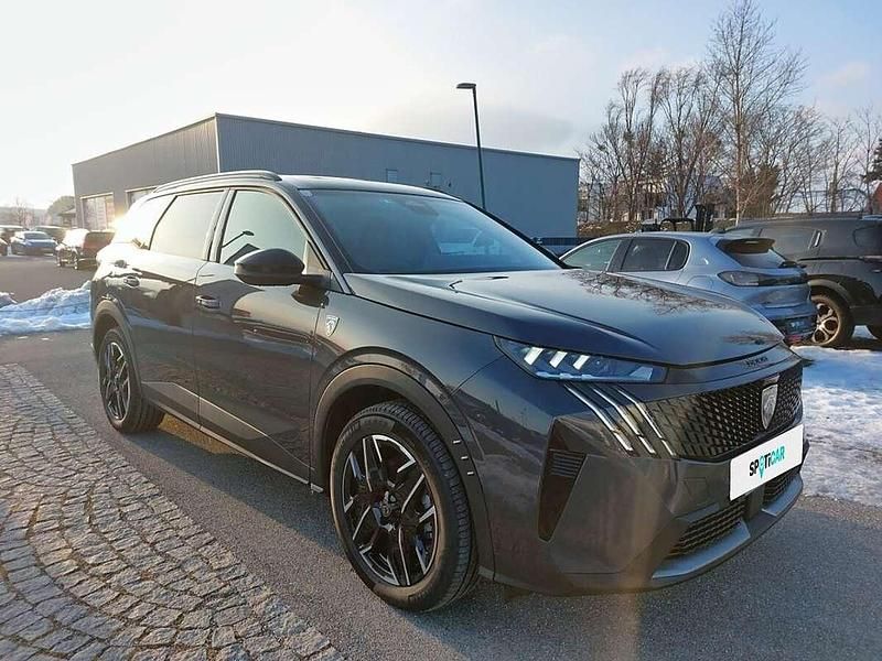 Gebraucht Peugeot 5008 GT 136 PS (100 kW) 2025 Grau SUV
