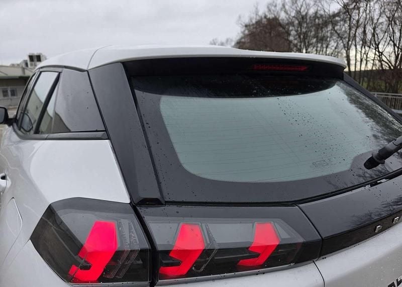 Gebraucht Peugeot 2008 S 131 PS (96 kW) 2022 Weiß SUV