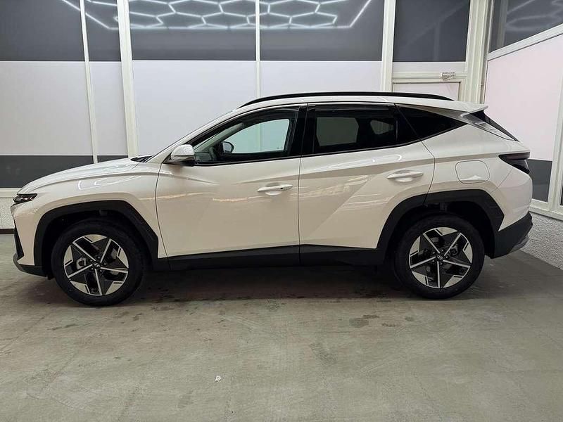 Neu Hyundai Tucson Style 150 PS (110 kW) 2025 Weiß SUV