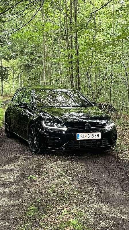 Gebraucht VW Golf VII R 310 PS (228 kW) 2017 Limousine
