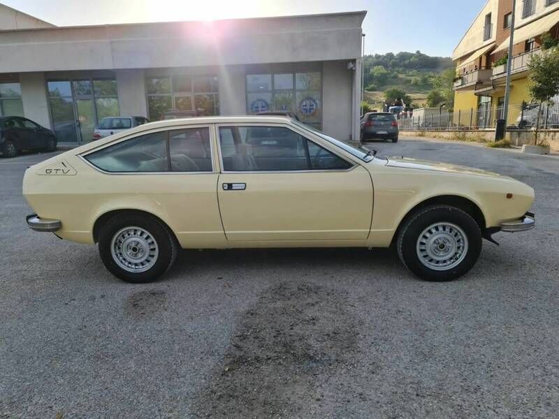Gebraucht Alfa Romeo Alfetta GT/GTV 131 PS (96 kW) 1979 Beige Coupé