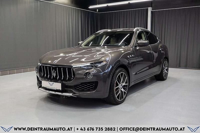 Grau Gebraucht 2018 Maserati Levante SUV | € 46.500 (Fairer Preis) - Bild 1/4