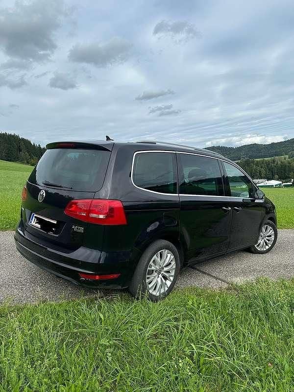 Gebraucht VW Sharan Highline 140 PS (102 kW) 2013 Schwarz Van / Kleinbus