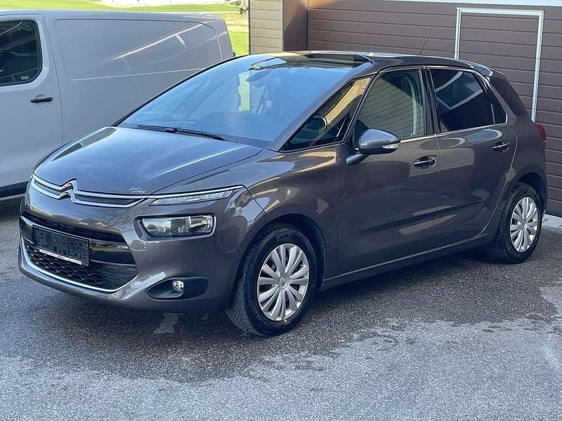 Grau Gebraucht 2015 Citroën C4 Picasso Intensive Van / Kleinbus | € 6.850 (Superpreis) - Bild 1/4
