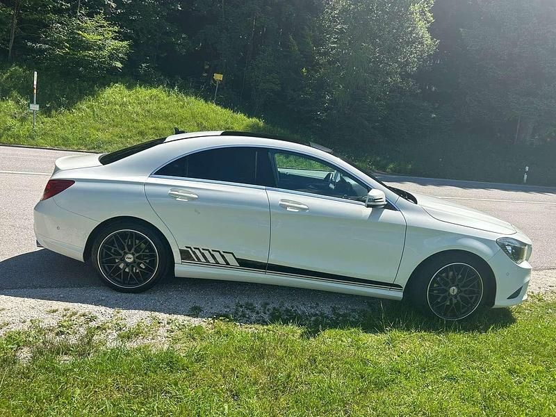 Gebraucht Mercedes CLA180 122 PS (89 kW) 2014 Limousine