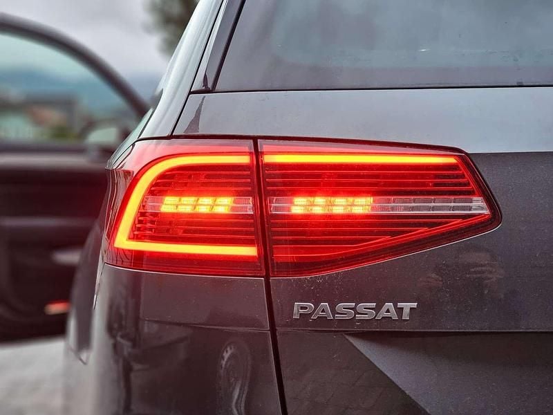 Gebraucht VW Passat Highline 150 PS (110 kW) 2016 Grau Kombi
