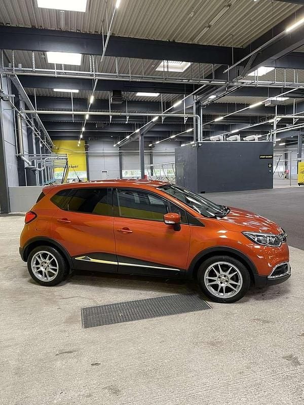 Gebraucht Renault Captur Dynamique 120 PS (88 kW) 2013 SUV