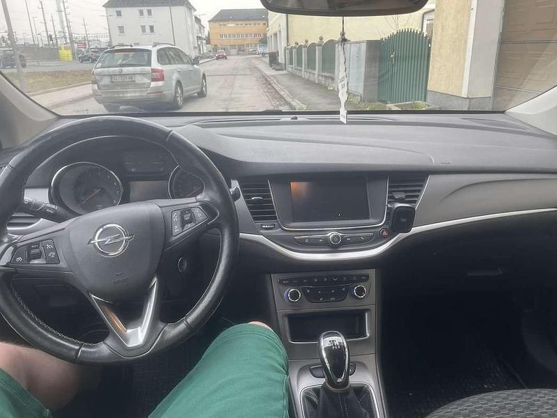 Gebraucht Opel Astra Dynamic 125 PS (91 kW) 2018 Kombi