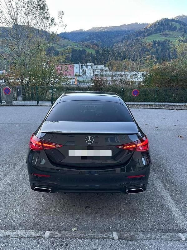 Gebraucht Mercedes C300 258 PS (189 kW) 2023 Limousine