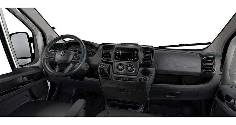 Neu Peugeot Boxer S 120 PS (88 kW) 2025 Van