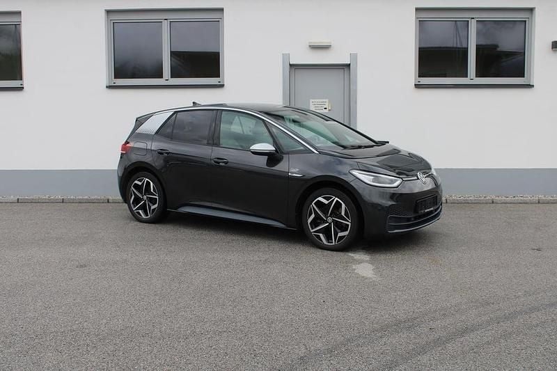Dunkelgrau metallic Gebraucht 2020 VW ID.3 Edition Kleinwagen | € 28.990 (Superpreis) - Bild 1/4