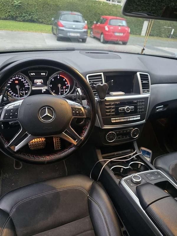 Gebraucht Mercedes ML350 258 PS (189 kW) 2014 SUV