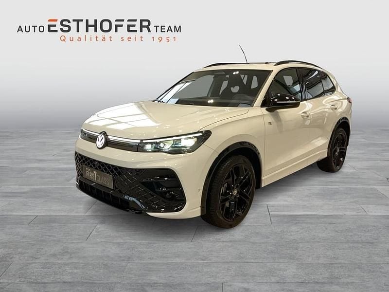 Neu VW Tiguan Sport 150 PS (110 kW) 2026 Weiss  normal SUV