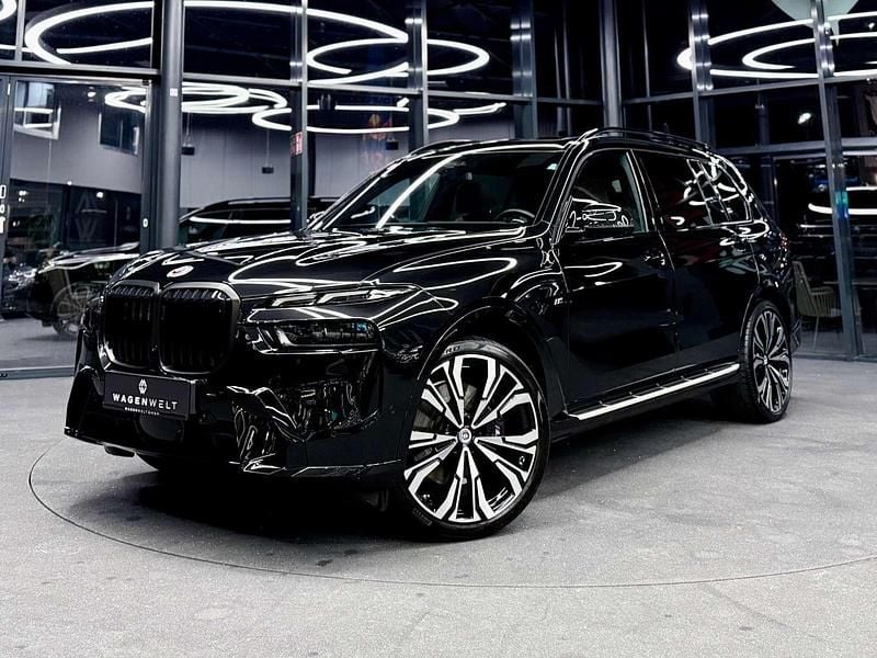 Schwarz Gebraucht 2023 BMW X7 M Sport SUV | € 96.900 (Etwas zu teuer) - Bild 1/4