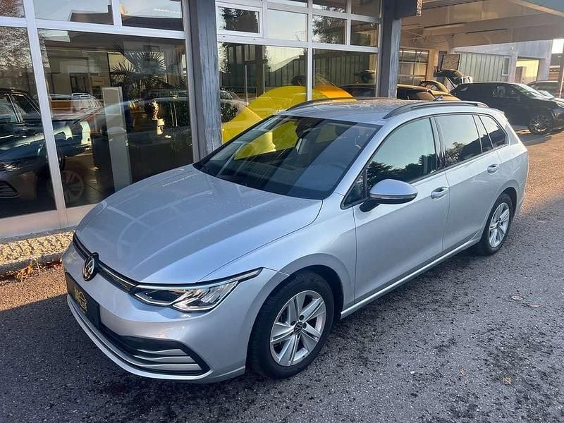 Gebraucht VW Golf VIII Comfortline 116 PS (85 kW) 2023 Silber Kombi