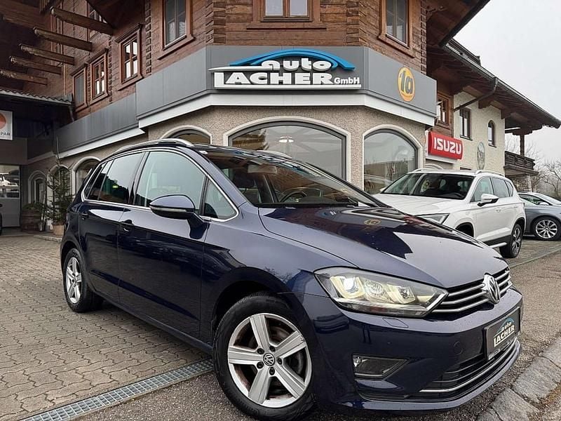 Blau Gebraucht 2015 VW Golf VII Highline Limousine | € 12.950 (Guter Preis) - Bild 1/4