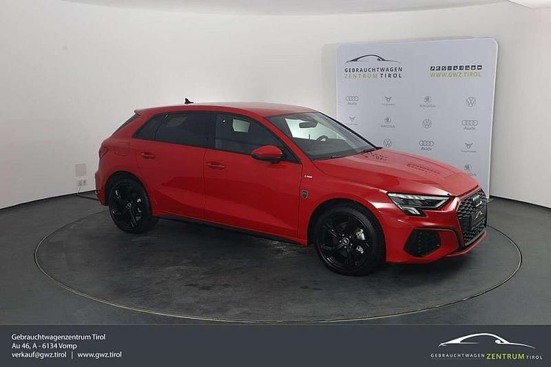 Gebraucht Audi A3 S-Line 204 PS (150 kW) 2021 Rot Limousine