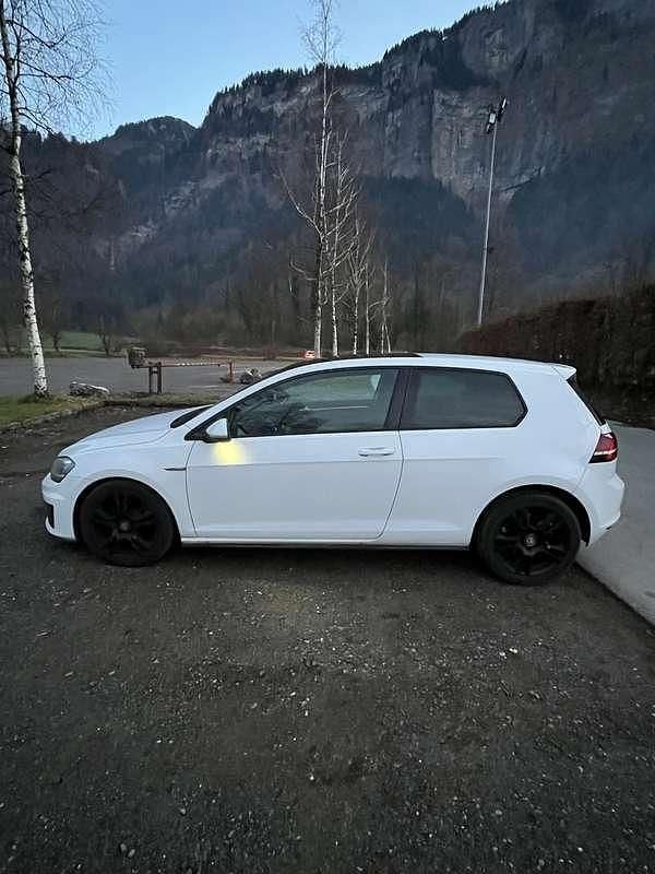 Gebraucht VW Golf VII GTD 184 PS (135 kW) 2013 Limousine