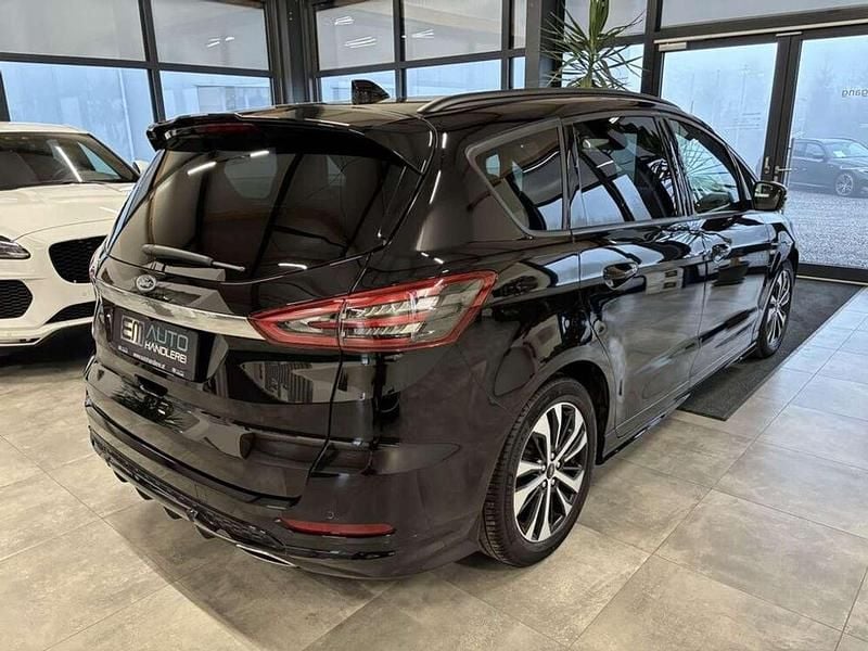 Gebraucht Ford S-MAX ST-Line 190 PS (139 kW) 2021 Schwarz Van / Kleinbus