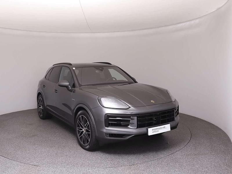 Gebraucht Porsche Cayenne 305 PS (224 kW) 2025 Mittelgrau  metallic SUV