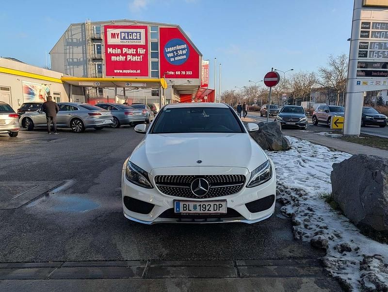 Gebraucht Mercedes C220 AMG line 170 PS (125 kW) 2018 Limousine
