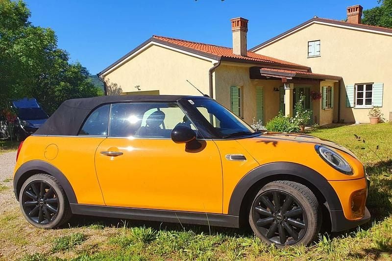 Gelb Gebraucht 2016 Mini Cooper Cabriolet Cabrio | € 14.900 (Fairer Preis) - Bild 1/4